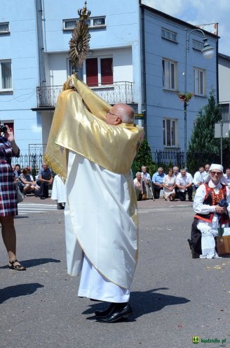 Procesja Bożego Ciała w Kadzidle [31.05.2018] - zdjęcie #3 - eOstroleka.pl