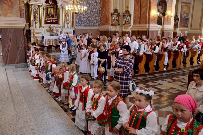 Procesja Bożego Ciała w Kadzidle [31.05.2018] - zdjęcie #1 - eOstroleka.pl