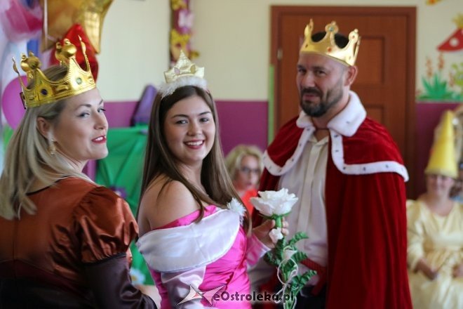 Spektakl o Śpiącej Królewnie z okazji Dnia Dziecka w miejskiej „ósemce” [06.06.2018] - zdjęcie #10 - eOstroleka.pl