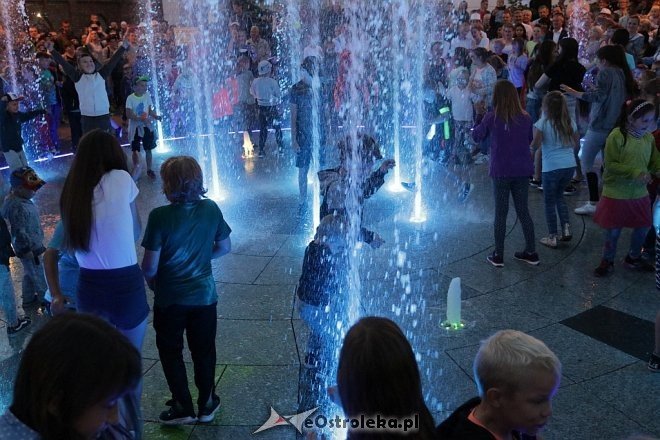 Otwarcie fontanny w Ostrołęce [07.06.2018] - zdjęcie #37 - eOstroleka.pl