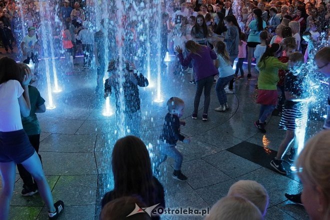 Otwarcie fontanny w Ostrołęce [07.06.2018] - zdjęcie #36 - eOstroleka.pl