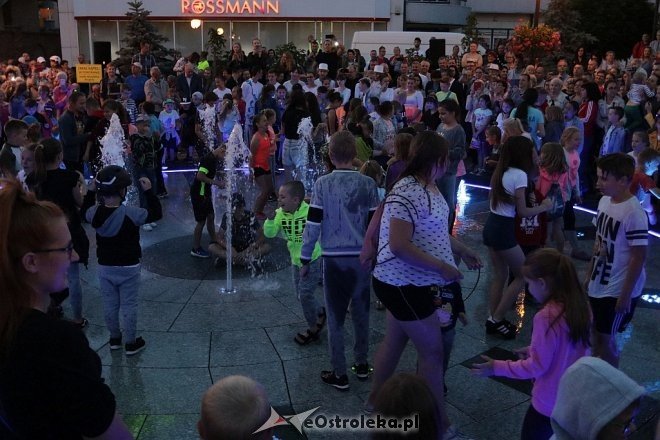 Otwarcie fontanny w Ostrołęce [07.06.2018] - zdjęcie #32 - eOstroleka.pl
