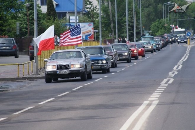 Dni Ostrołęki - Zlot Samochodów Amerykańskich (15.05.2010) - zdjęcie #35 - eOstroleka.pl