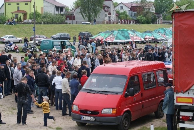 Dni Ostrołęki - Zlot Samochodów Amerykańskich (15.05.2010) - zdjęcie #7 - eOstroleka.pl