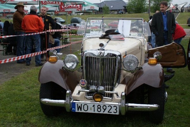 Dni Ostrołęki - Zlot Samochodów Amerykańskich (15.05.2010) - zdjęcie #74 - eOstroleka.pl