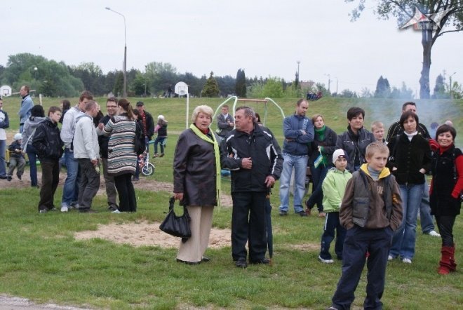 Dni Ostrołęki - Zlot Samochodów Amerykańskich (15.05.2010) - zdjęcie #97 - eOstroleka.pl