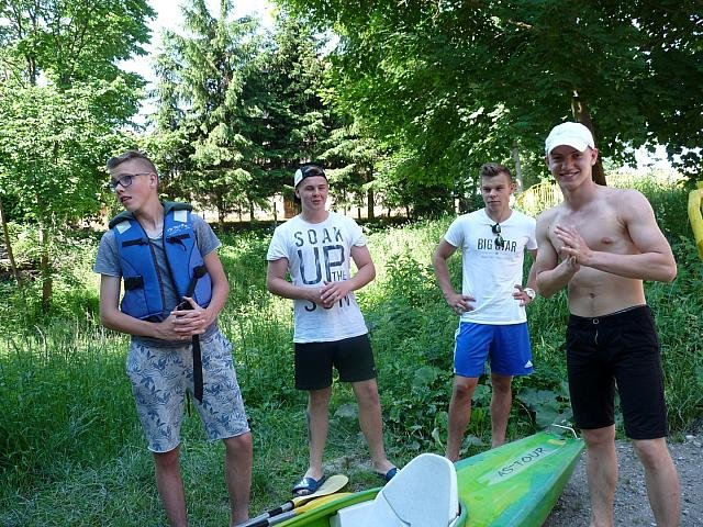 Spływ kajakowy uczniów z ZSZ nr 2 [04.06.2018] - zdjęcie #39 - eOstroleka.pl