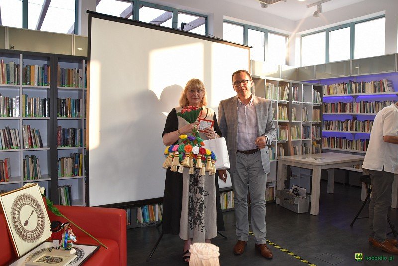Spotkanie z Elżbietą Ficowską w bibliotece w Kadzidle [11.06.2018] - zdjęcie #39 - eOstroleka.pl