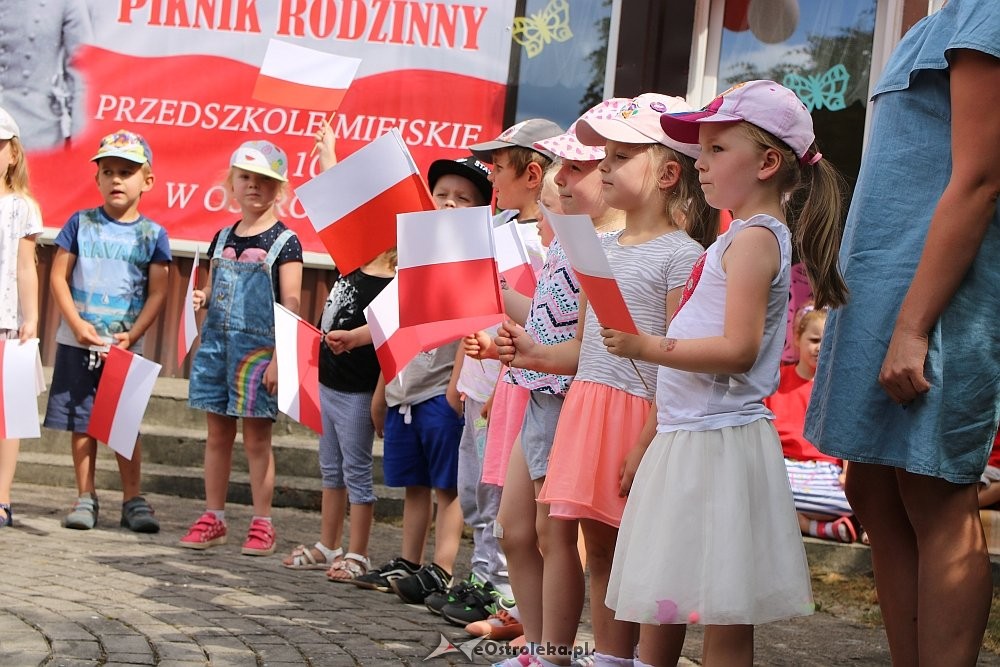 Rodzinny piknik patriotyczny w Przedszkolu Miejskim nr 10 [15.06.2018] - zdjęcie #36 - eOstroleka.pl
