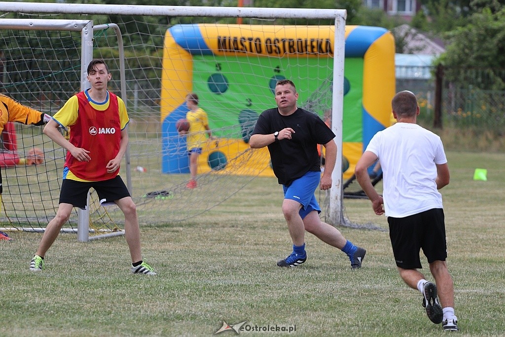 20-lecie OTS Korona: turniej rodziców, prezentacja maskotki, mecz oldbojów [16.06.2018] - zdjęcie #40 - eOstroleka.pl