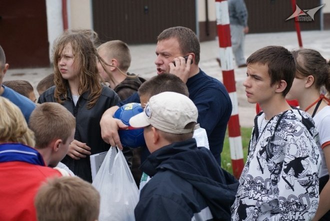 Festyn Osiedlowy na ul. Hallera (16.05.2010) - zdjęcie #14 - eOstroleka.pl