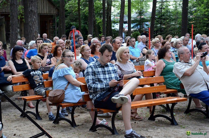 Wesele Kurpiowskie 2018: Panel dyskusyjny, występy artystyczne i Zorka [16.06.2018] - zdjęcie #99 - eOstroleka.pl