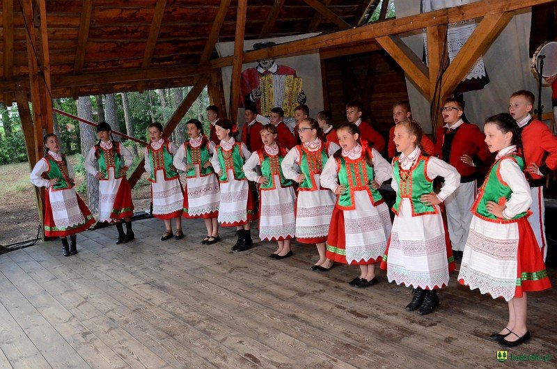 Wesele Kurpiowskie 2018: Panel dyskusyjny, występy artystyczne i Zorka [16.06.2018] - zdjęcie #172 - eOstroleka.pl