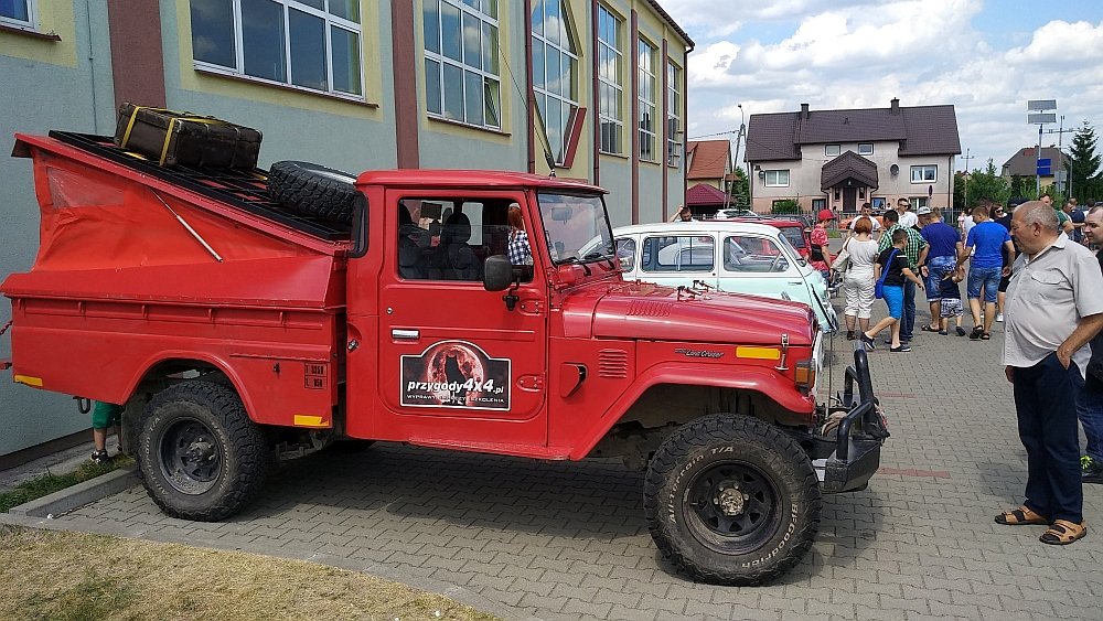 Zlot fanów starej motoryzacji w Rzekuniu [17.06.2018] - zdjęcie #42 - eOstroleka.pl