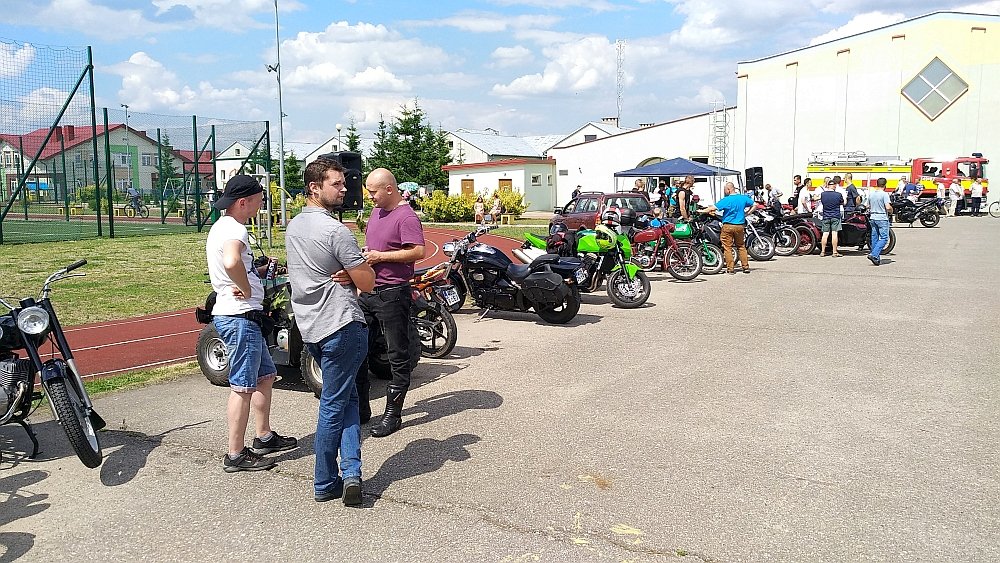 Zlot fanów starej motoryzacji w Rzekuniu [17.06.2018] - zdjęcie #16 - eOstroleka.pl