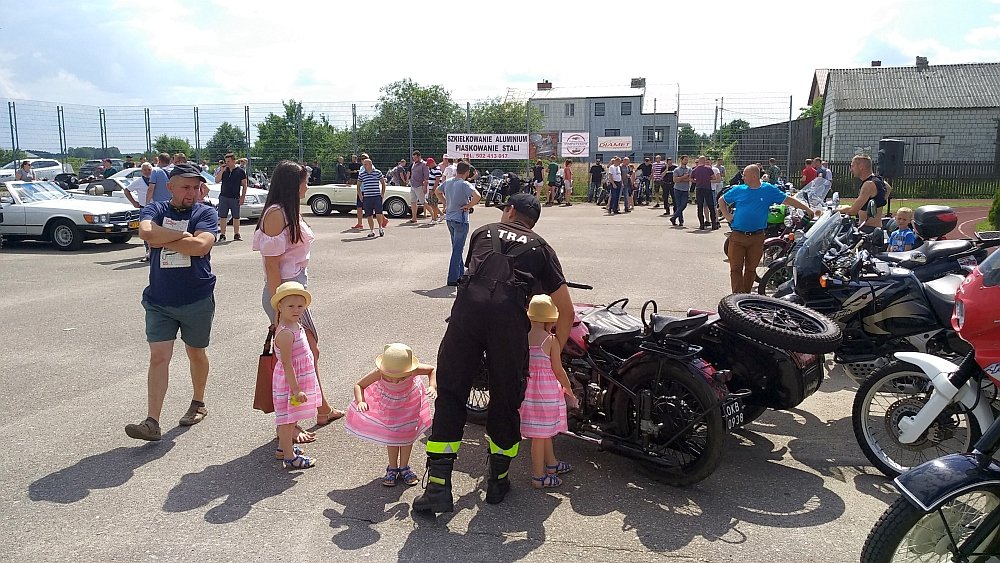 Zlot fanów starej motoryzacji w Rzekuniu [17.06.2018] - zdjęcie #74 - eOstroleka.pl