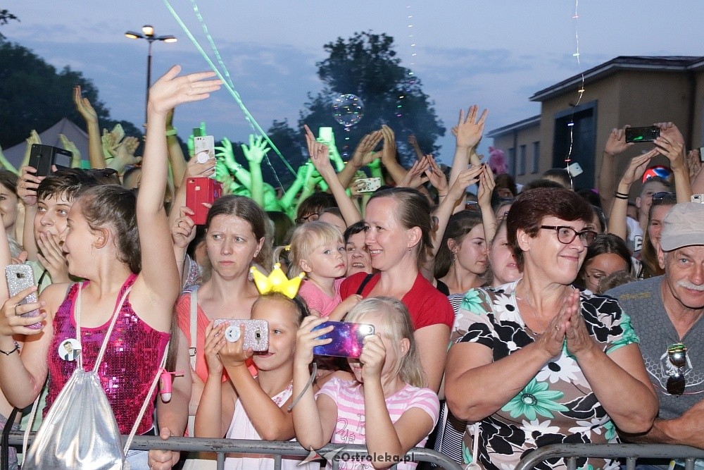 Akcent i Zenek Martyniuk gwiazdą Festynu Dworcowego 2018 [17.06.2018] - zdjęcie #73 - eOstroleka.pl