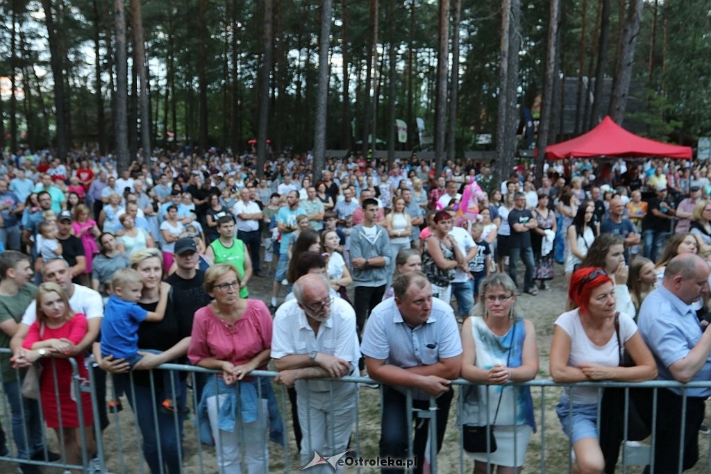 Wesele Kurpiowskie 2018 - koncert Poparzonych Kawą Trzy [17.06.2018] - zdjęcie #80 - eOstroleka.pl