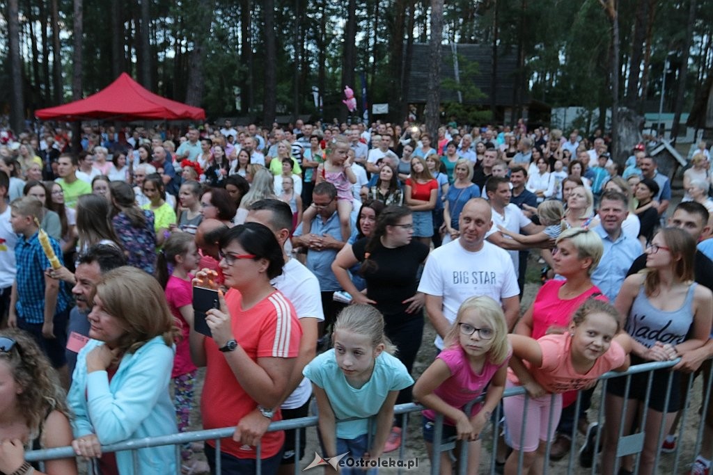 Wesele Kurpiowskie 2018 - koncert Poparzonych Kawą Trzy [17.06.2018] - zdjęcie #147 - eOstroleka.pl