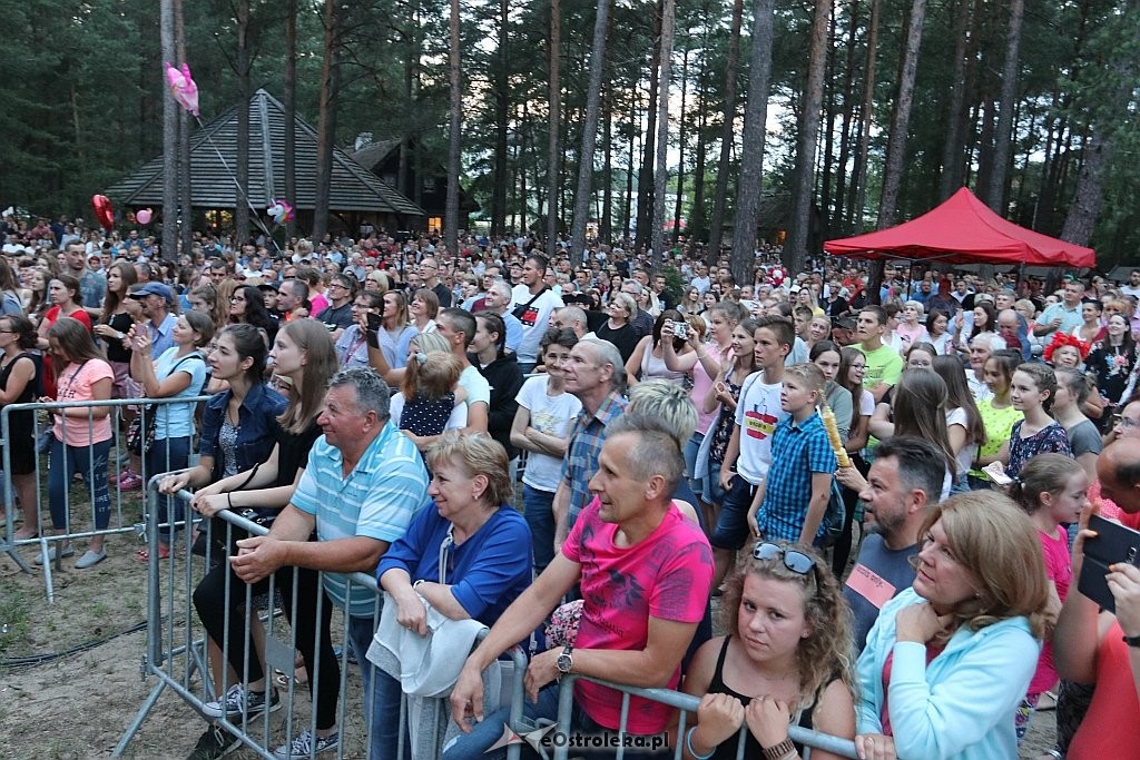 Wesele Kurpiowskie 2018 - koncert Poparzonych Kawą Trzy [17.06.2018] - zdjęcie #148 - eOstroleka.pl