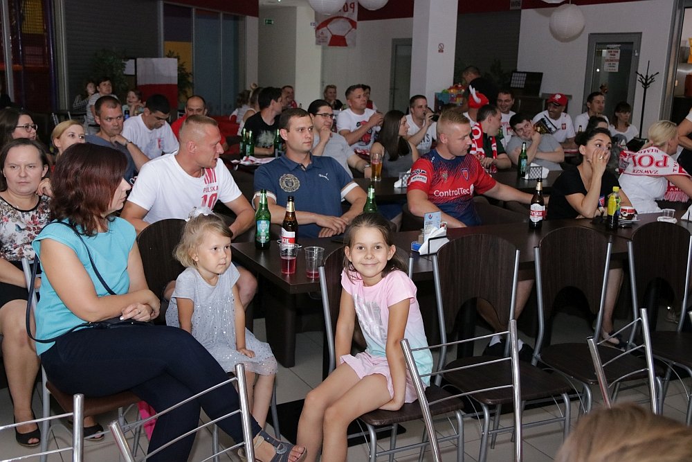 Ostrołęczanie wspierali polską drużynę w mundialowej strefie kibica [19.06.2018] - zdjęcie #16 - eOstroleka.pl
