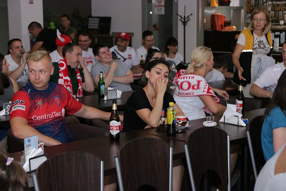 Ostrołęczanie wspierali polską drużynę w mundialowej strefie kibica [19.06.2018] - zdjęcie #17 - eOstroleka.pl
