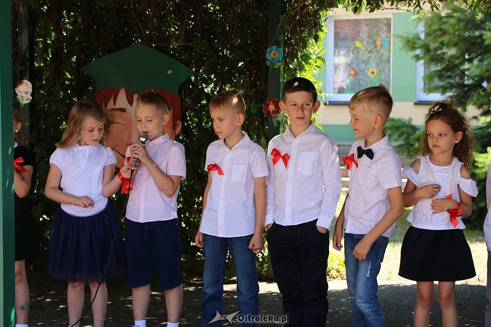 Uroczyste zakończenie roku szkolnego w Przedszkolu Miejskim nr 16 [20.06.2018] - zdjęcie #42 - eOstroleka.pl