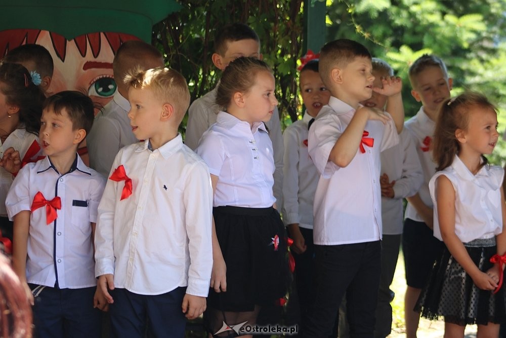 Uroczyste zakończenie roku szkolnego w Przedszkolu Miejskim nr 16 [20.06.2018] - zdjęcie #72 - eOstroleka.pl