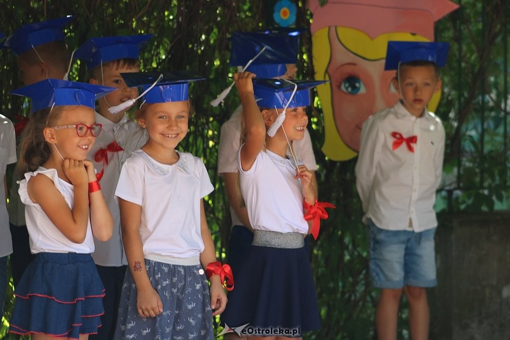 Uroczyste zakończenie roku szkolnego w Przedszkolu Miejskim nr 16 [20.06.2018] - zdjęcie #77 - eOstroleka.pl