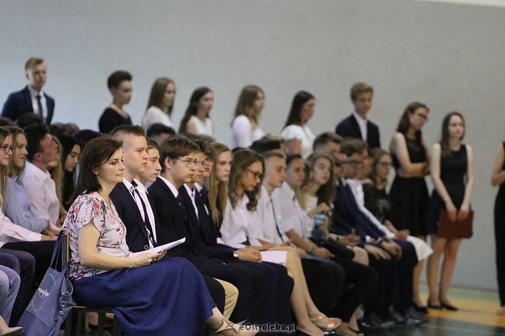 Zakończenie roku szkolnego w Gimnazjum nr 5 [20.06.2018] - zdjęcie #9 - eOstroleka.pl