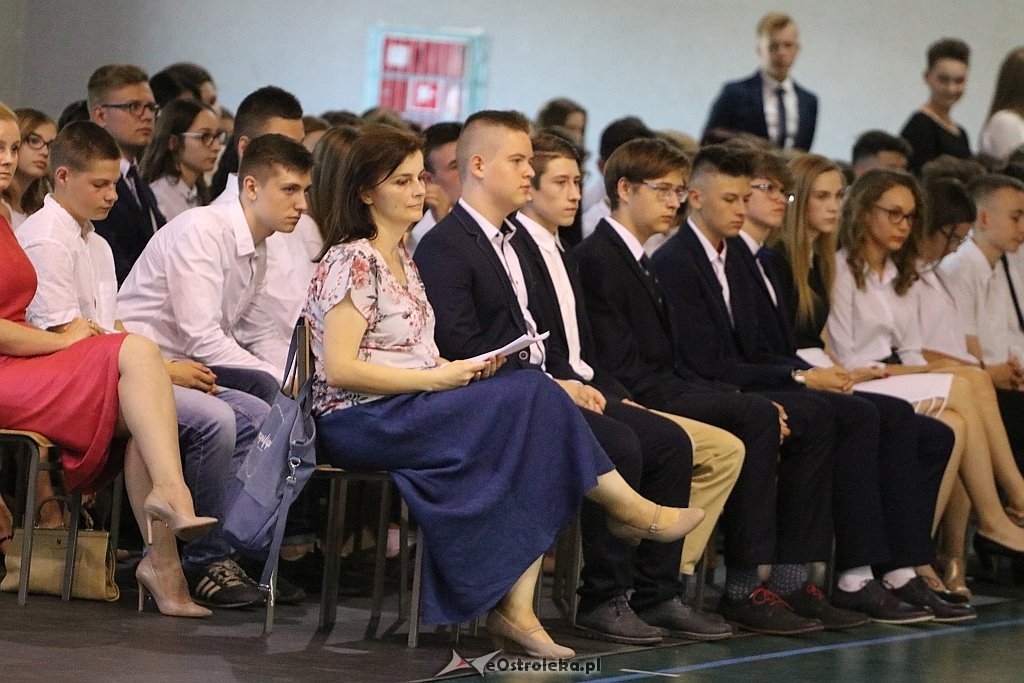 Zakończenie roku szkolnego w Gimnazjum nr 5 [20.06.2018] - zdjęcie #10 - eOstroleka.pl