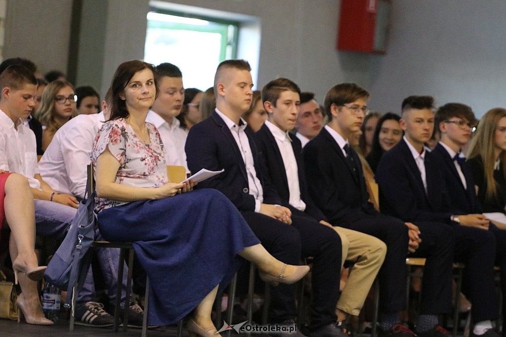 Zakończenie roku szkolnego w Gimnazjum nr 5 [20.06.2018] - zdjęcie #14 - eOstroleka.pl