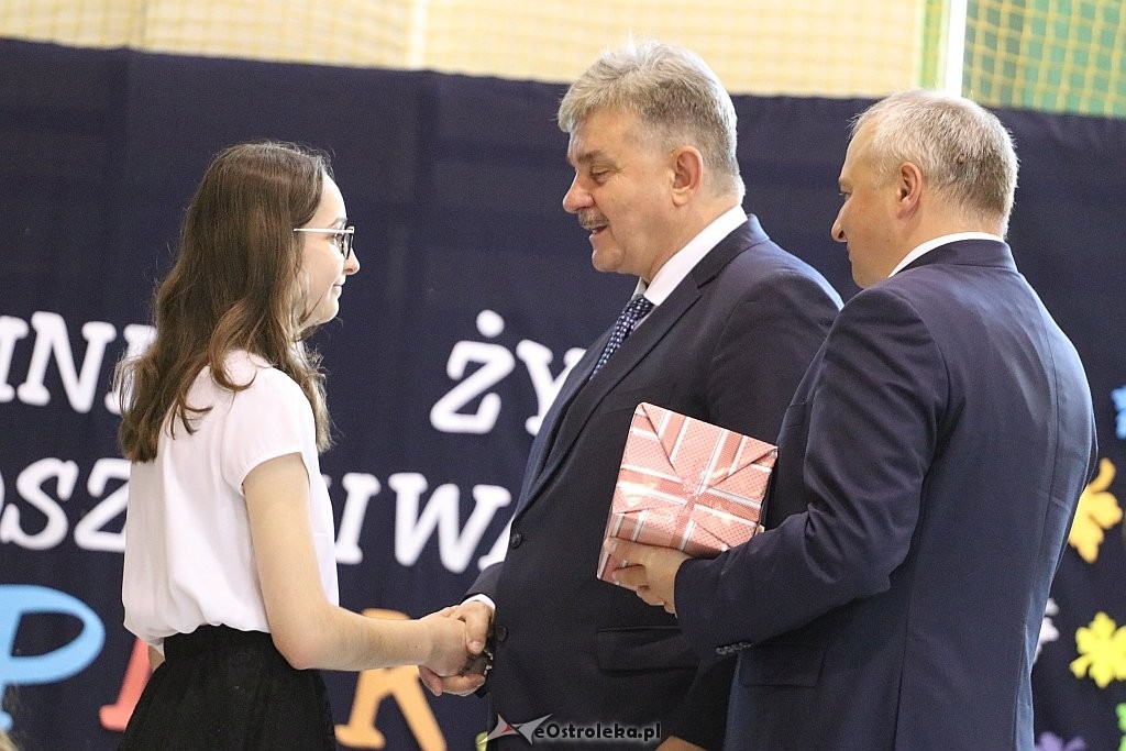 Zakończenie roku szkolnego w Gimnazjum nr 5 [20.06.2018] - zdjęcie #40 - eOstroleka.pl