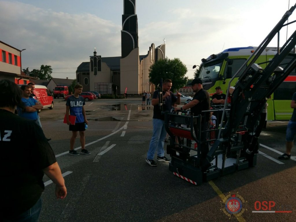 Prezentacja najnowocześniejszego sprzętu strażackiego w Łysych [21.06.2018] - zdjęcie #152 - eOstroleka.pl