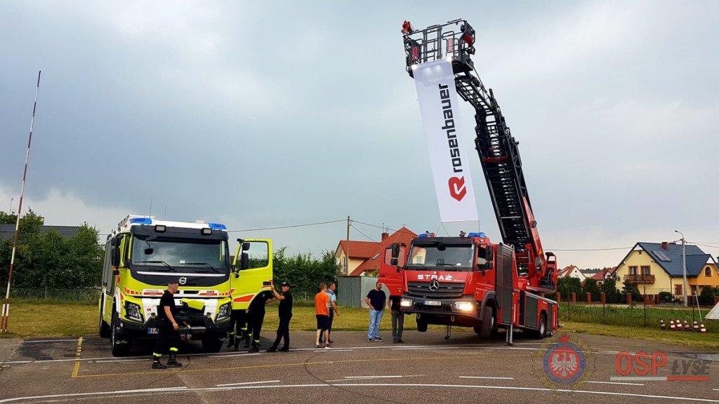 Prezentacja najnowocześniejszego sprzętu strażackiego w Łysych [21.06.2018] - zdjęcie #48 - eOstroleka.pl