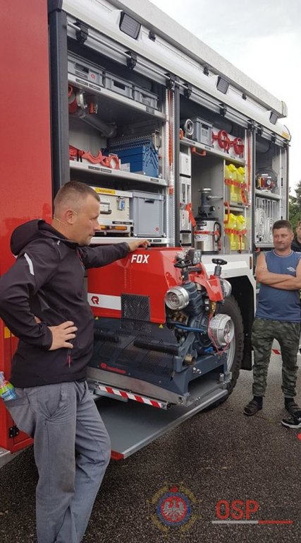 Prezentacja najnowocześniejszego sprzętu strażackiego w Łysych [21.06.2018] - zdjęcie #56 - eOstroleka.pl