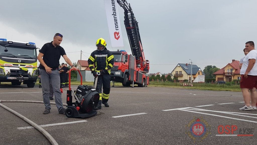 Prezentacja najnowocześniejszego sprzętu strażackiego w Łysych [21.06.2018] - zdjęcie #59 - eOstroleka.pl