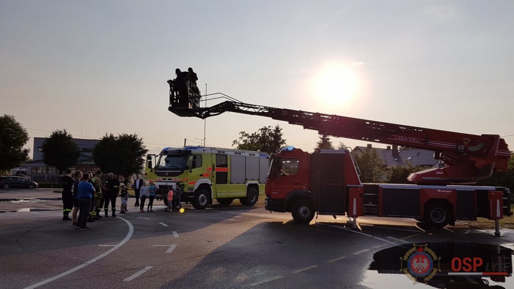 Prezentacja najnowocześniejszego sprzętu strażackiego w Łysych [21.06.2018] - zdjęcie #208 - eOstroleka.pl