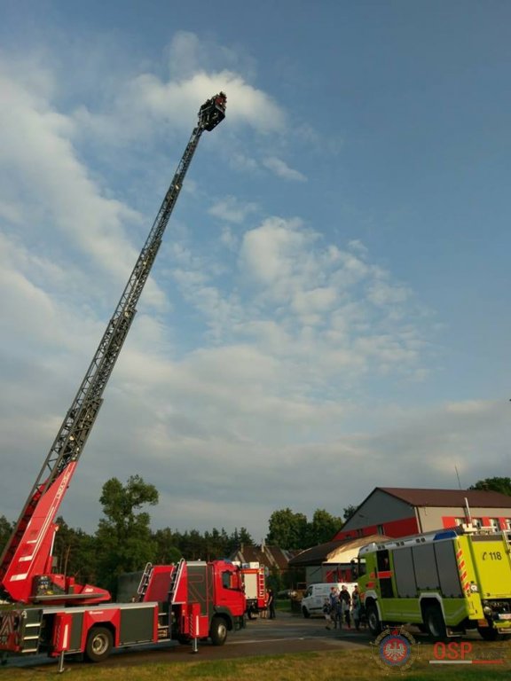 Prezentacja najnowocześniejszego sprzętu strażackiego w Łysych [21.06.2018] - zdjęcie #98 - eOstroleka.pl