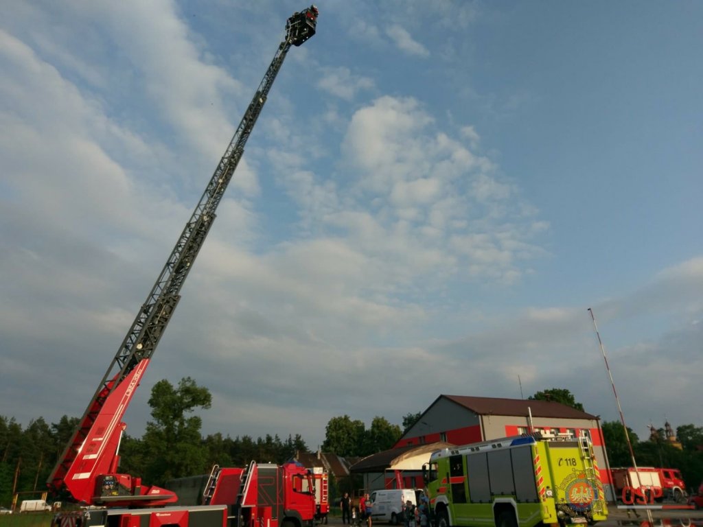 Prezentacja najnowocześniejszego sprzętu strażackiego w Łysych [21.06.2018] - zdjęcie #102 - eOstroleka.pl