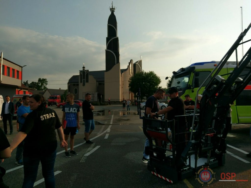 Prezentacja najnowocześniejszego sprzętu strażackiego w Łysych [21.06.2018] - zdjęcie #173 - eOstroleka.pl