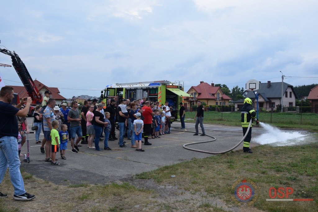 Prezentacja najnowocześniejszego sprzętu strażackiego w Łysych [21.06.2018] - zdjęcie #156 - eOstroleka.pl