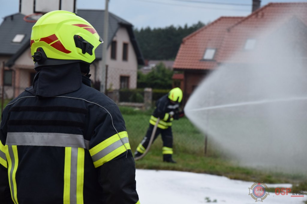 Prezentacja najnowocześniejszego sprzętu strażackiego w Łysych [21.06.2018] - zdjęcie #117 - eOstroleka.pl