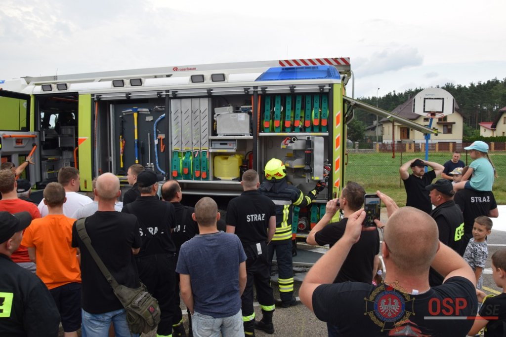 Prezentacja najnowocześniejszego sprzętu strażackiego w Łysych [21.06.2018] - zdjęcie #90 - eOstroleka.pl
