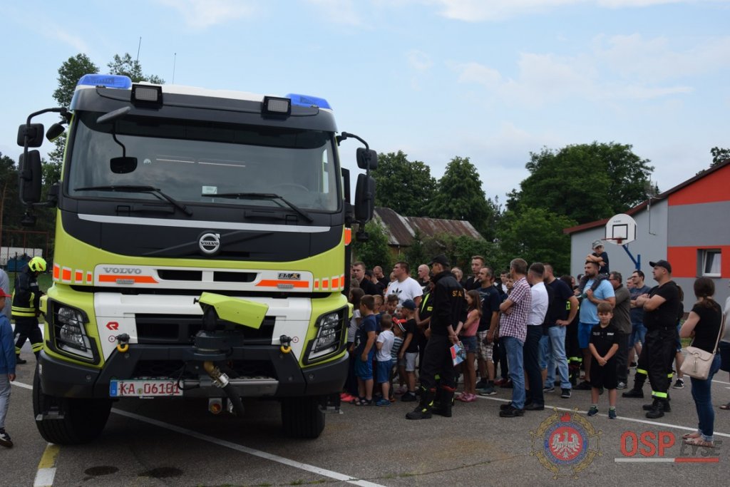 Prezentacja najnowocześniejszego sprzętu strażackiego w Łysych [21.06.2018] - zdjęcie #69 - eOstroleka.pl