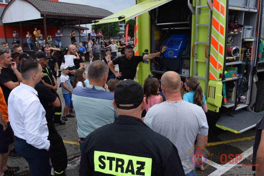 Prezentacja najnowocześniejszego sprzętu strażackiego w Łysych [21.06.2018] - zdjęcie #50 - eOstroleka.pl