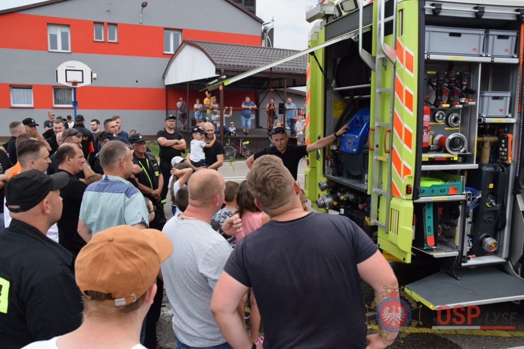 Prezentacja najnowocześniejszego sprzętu strażackiego w Łysych [21.06.2018] - zdjęcie #47 - eOstroleka.pl