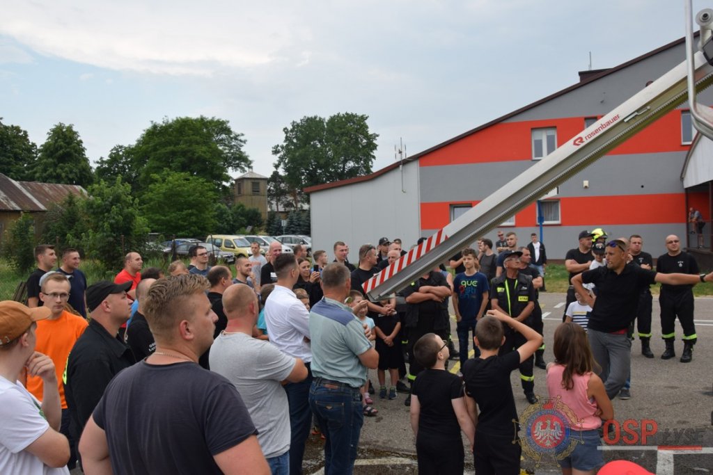 Prezentacja najnowocześniejszego sprzętu strażackiego w Łysych [21.06.2018] - zdjęcie #43 - eOstroleka.pl