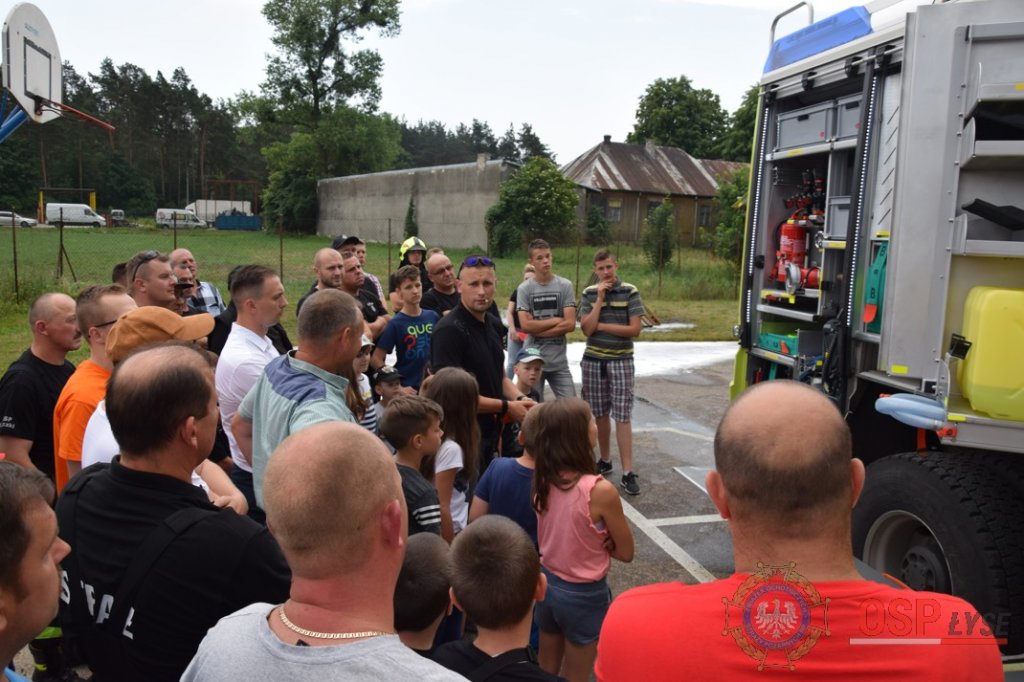 Prezentacja najnowocześniejszego sprzętu strażackiego w Łysych [21.06.2018] - zdjęcie #29 - eOstroleka.pl