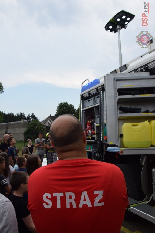 Prezentacja najnowocześniejszego sprzętu strażackiego w Łysych [21.06.2018] - zdjęcie #25 - eOstroleka.pl